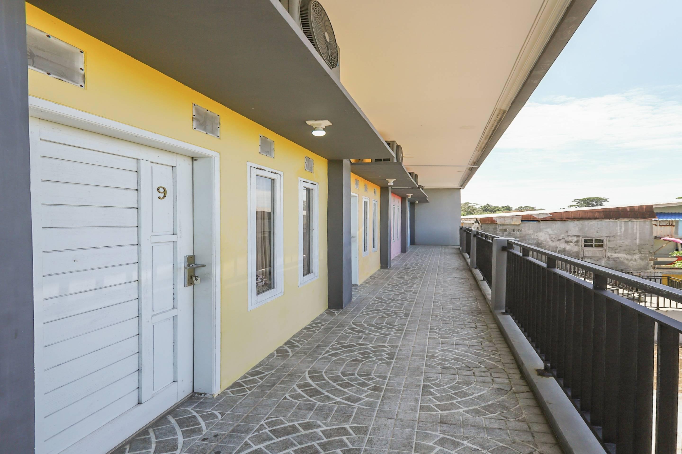 Reddoorz At Pelangi Guest House باليكبابان المظهر الخارجي الصورة